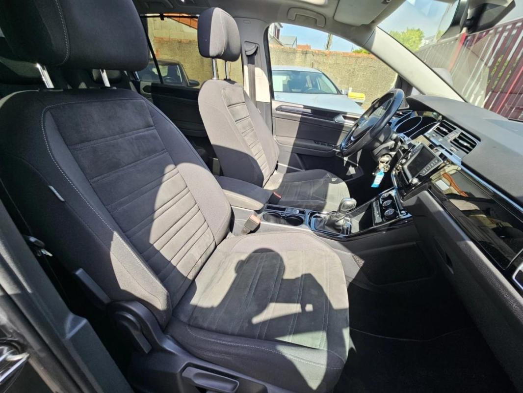 Volkswagen Touran 2.0 TDI 150 BLUEMOTION CARAT DSG BVA