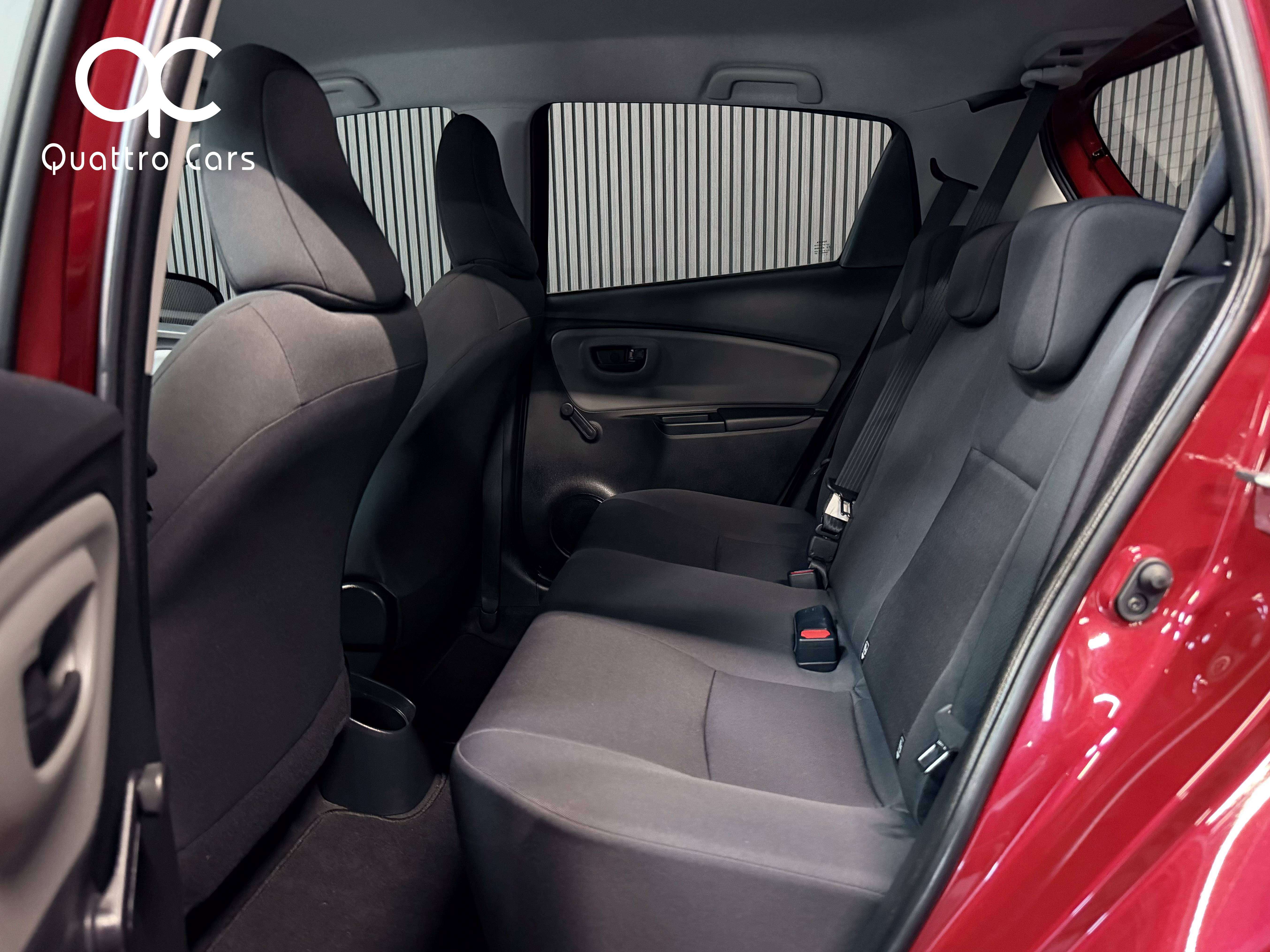 Toyota Yaris 1.0i VVT-i / 1e Main / Ecran / Bluetooth / Clim