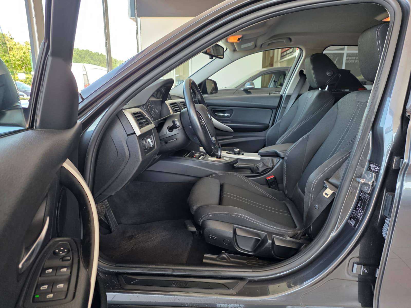 BMW 318 🟢DIESEL 143CV BOITE AUTOMATIQUE - ATT REMORQUE - 1ER PROPRIETAIRE