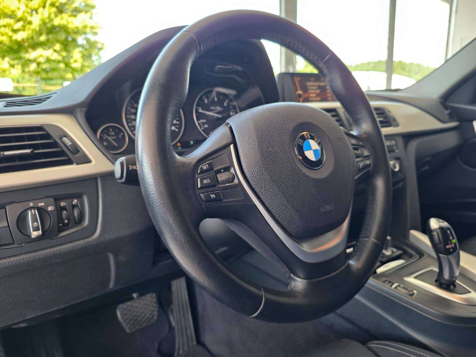 BMW 318 🟢DIESEL 143CV BOITE AUTOMATIQUE - ATT REMORQUE - 1ER PROPRIETAIRE
