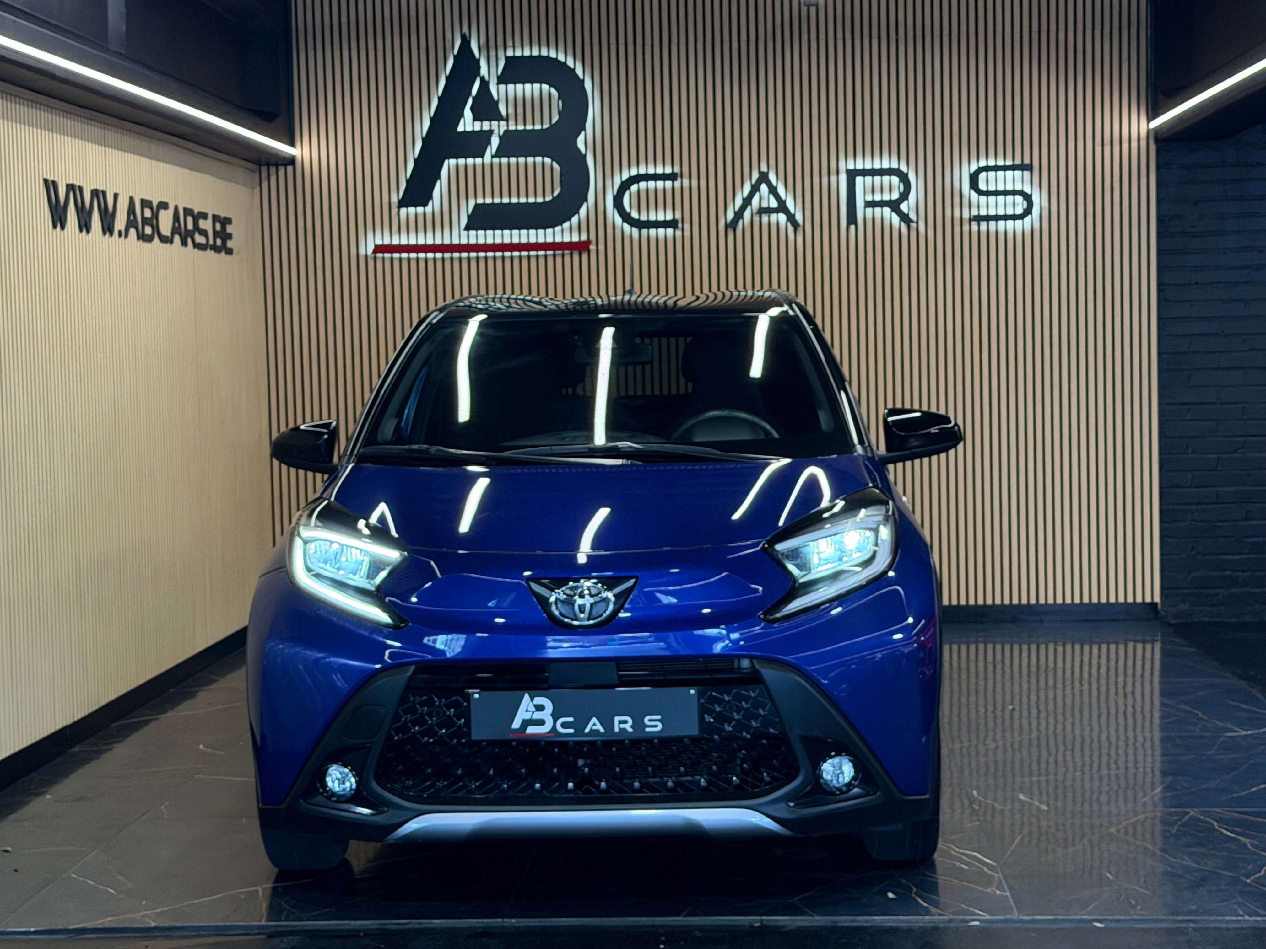 Toyota Aygo X ** BOITE AUTO ** GARANTIE 12 MOIS **