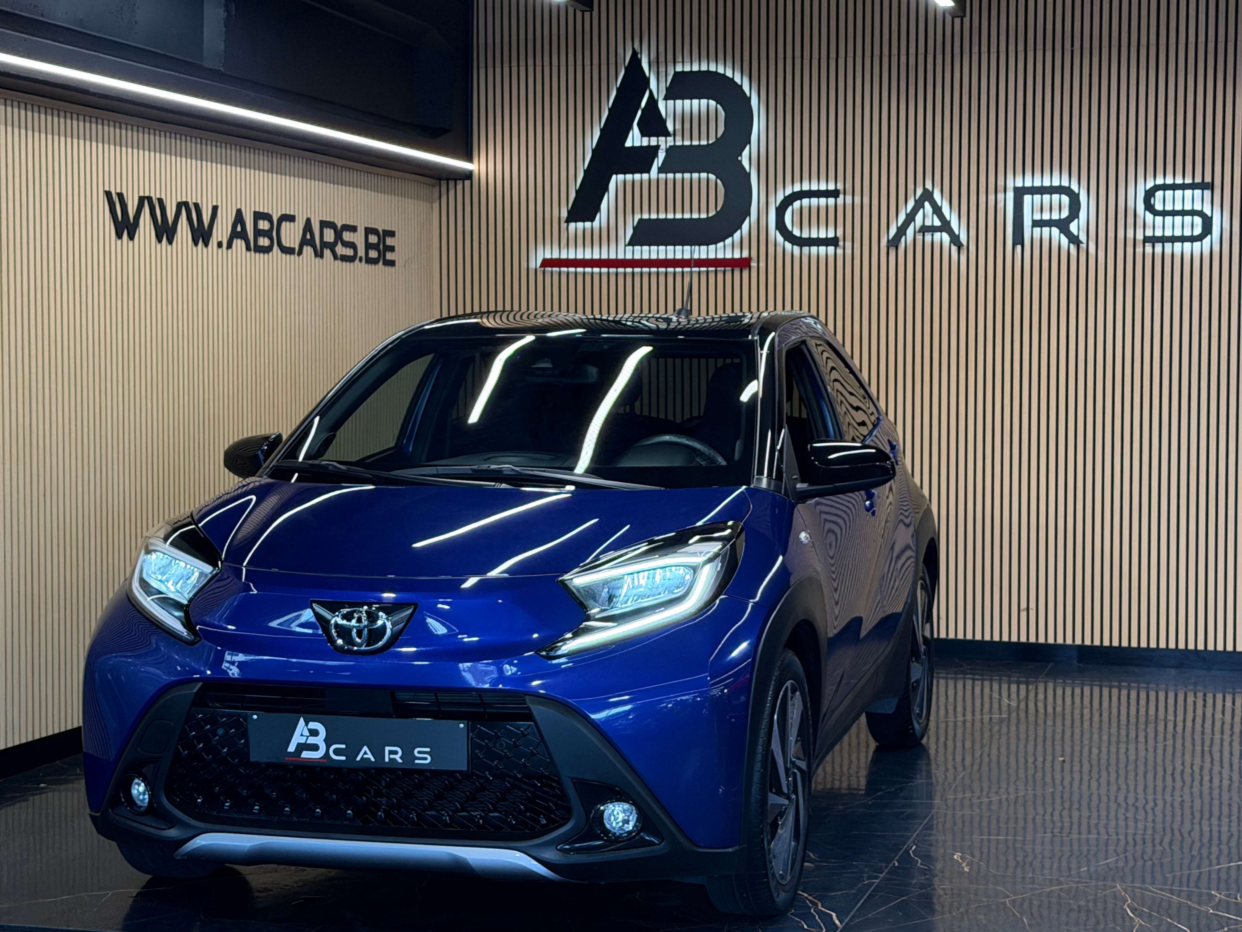 Toyota Aygo X ** BOITE AUTO ** GARANTIE 12 MOIS **