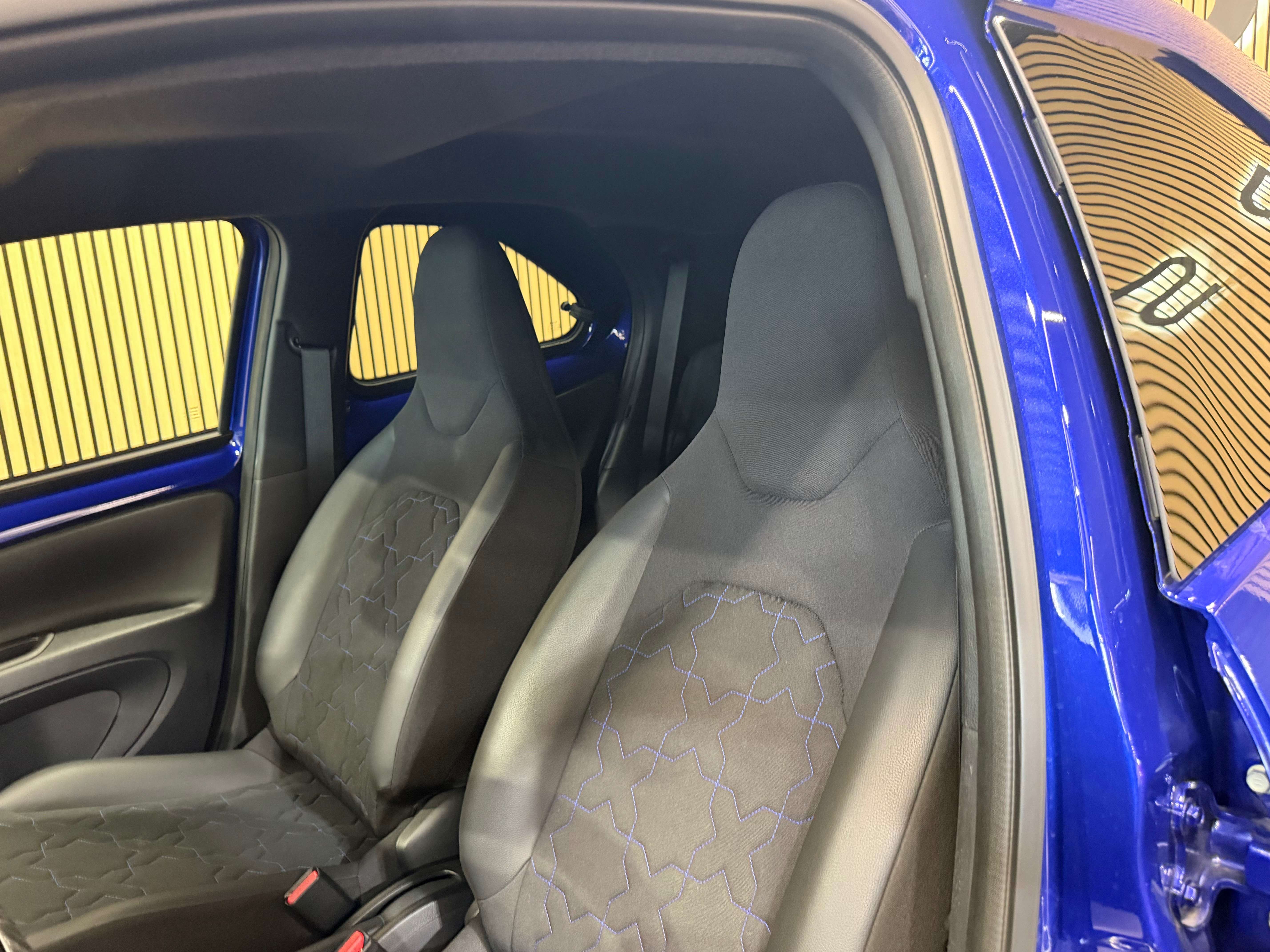 Toyota Aygo X ** BOITE AUTO ** GARANTIE 12 MOIS **