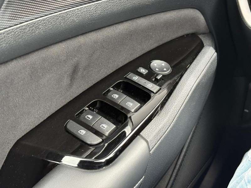 Kia Sportage GT-LINE thumbnail