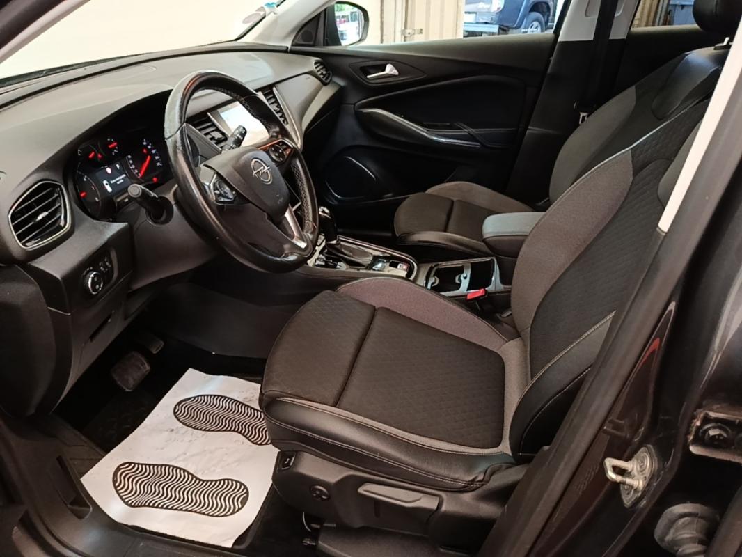 Opel Grandland X 1.2 Turbo 130 auto Design Line