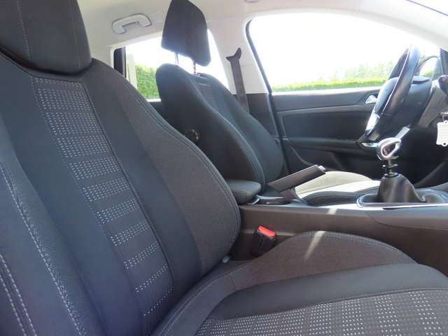 Peugeot 308 308 SW 1.6 BlueHDi ECO Active