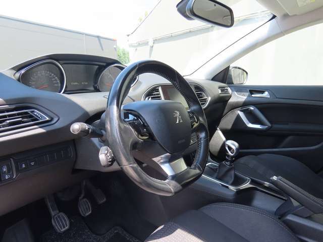 Peugeot 308 308 SW 1.6 BlueHDi ECO Active