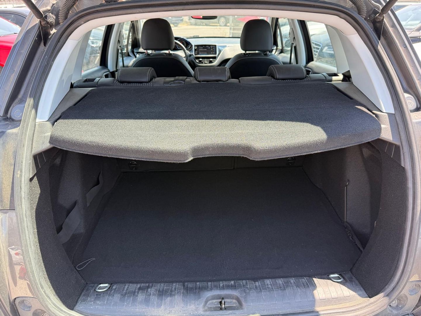 Peugeot 2008 1.5 BLUEHDI 100CH E6.C ALLURE BUSINESS S&S BVM5 86G
