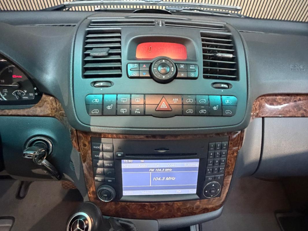 Mercedes-Benz Viano V6 3.0 CDI BlueEfficiency Long Ambiente A