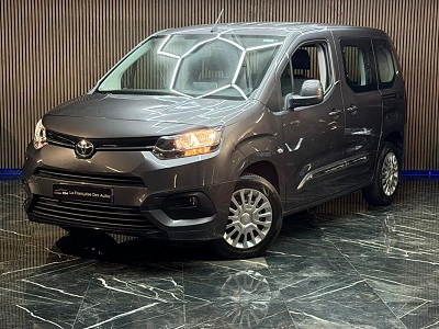 Toyota Proace City Verso Medium 1.2L 130 VVT-i BVA8 Dynamic