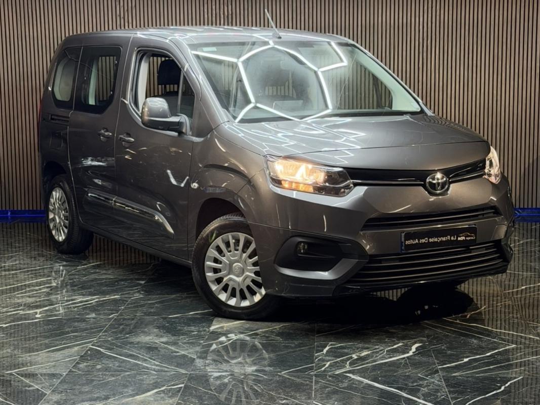 Toyota Proace City Verso Medium 1.2L 130 VVT-i BVA8 Dynamic