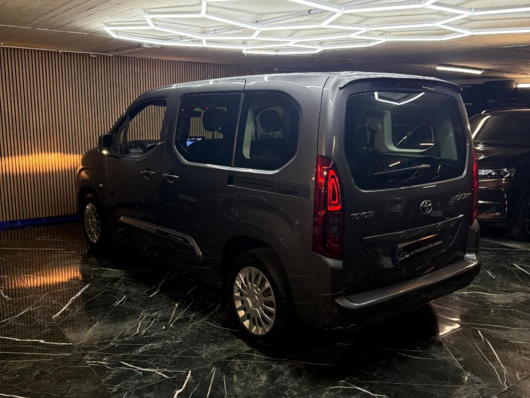 Toyota Proace City Verso Medium 1.2L 130 VVT-i BVA8 Dynamic