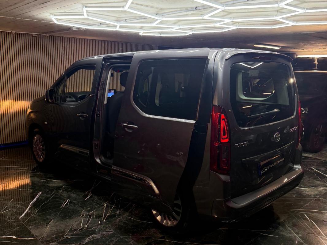 Toyota Proace City Verso Medium 1.2L 130 VVT-i BVA8 Dynamic