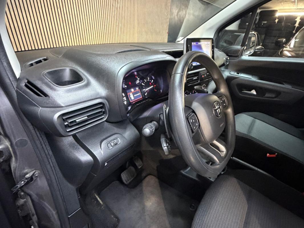 Toyota Proace City Verso Medium 1.2L 130 VVT-i BVA8 Dynamic