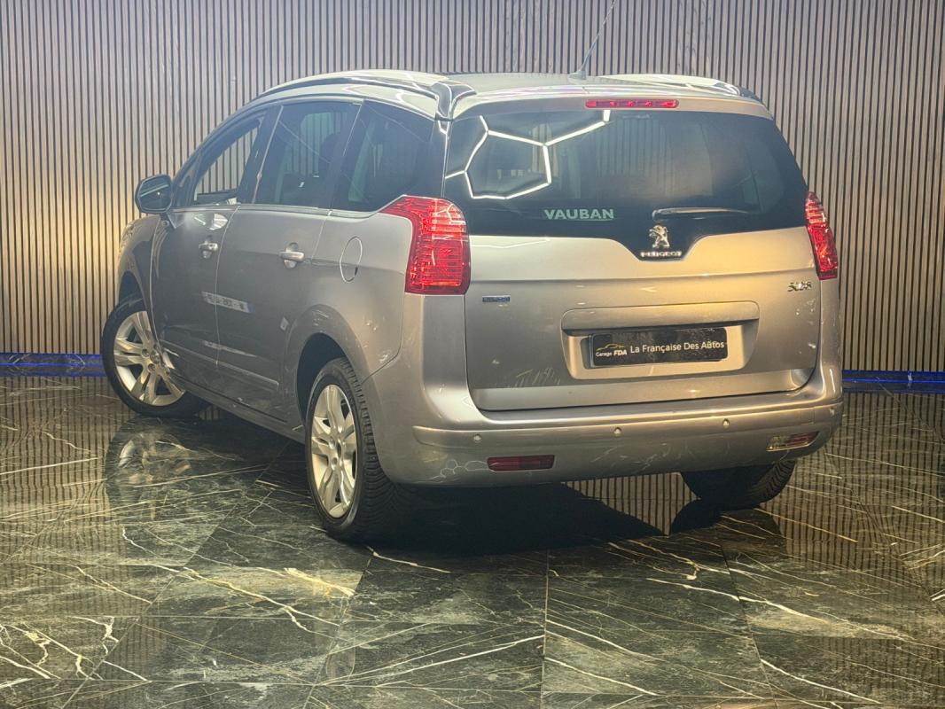 Peugeot 5008 1.6 BlueHDi 120ch SS BVM6 7 Places Allure