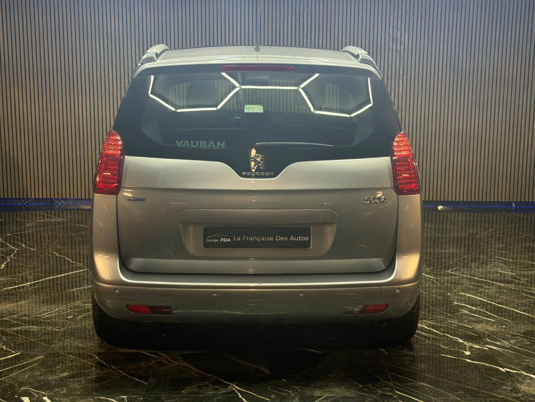 Peugeot 5008 1.6 BlueHDi 120ch SS BVM6 7 Places Allure