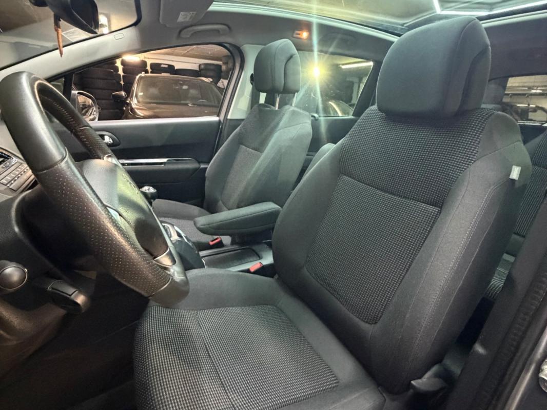 Peugeot 5008 1.6 BlueHDi 120ch SS BVM6 7 Places Allure