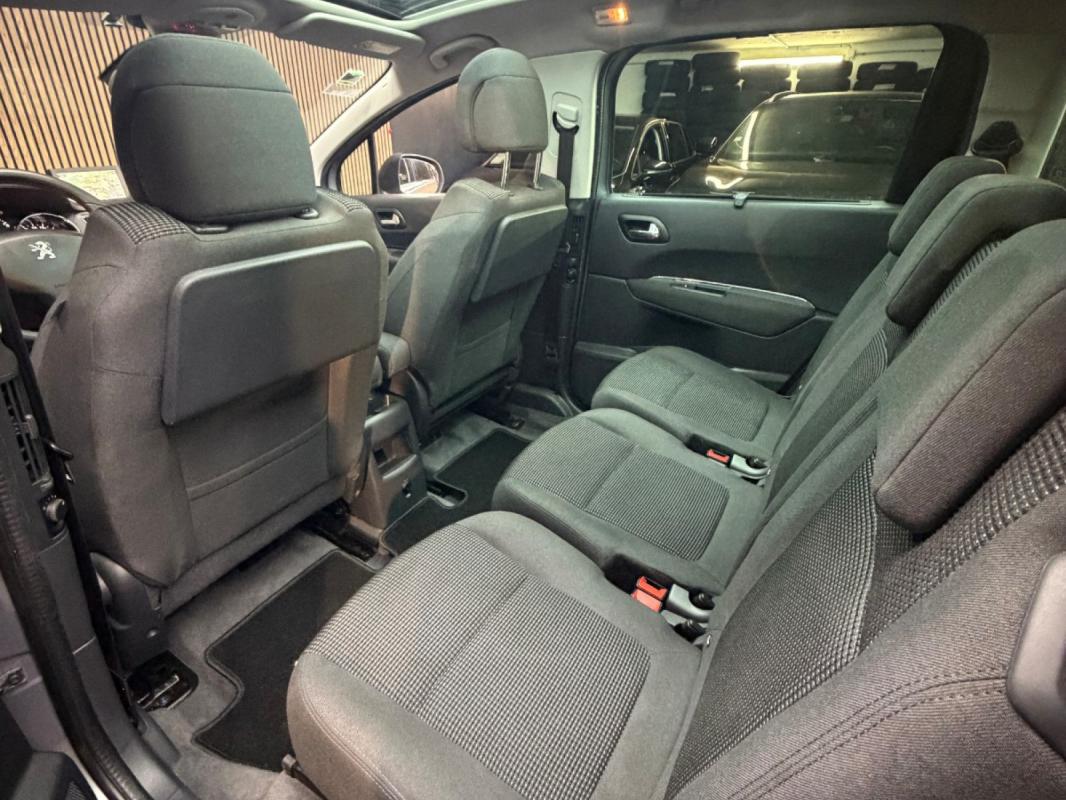 Peugeot 5008 1.6 BlueHDi 120ch SS BVM6 7 Places Allure