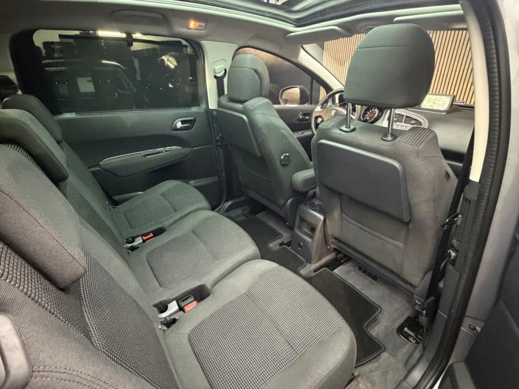 Peugeot 5008 1.6 BlueHDi 120ch SS BVM6 7 Places Allure