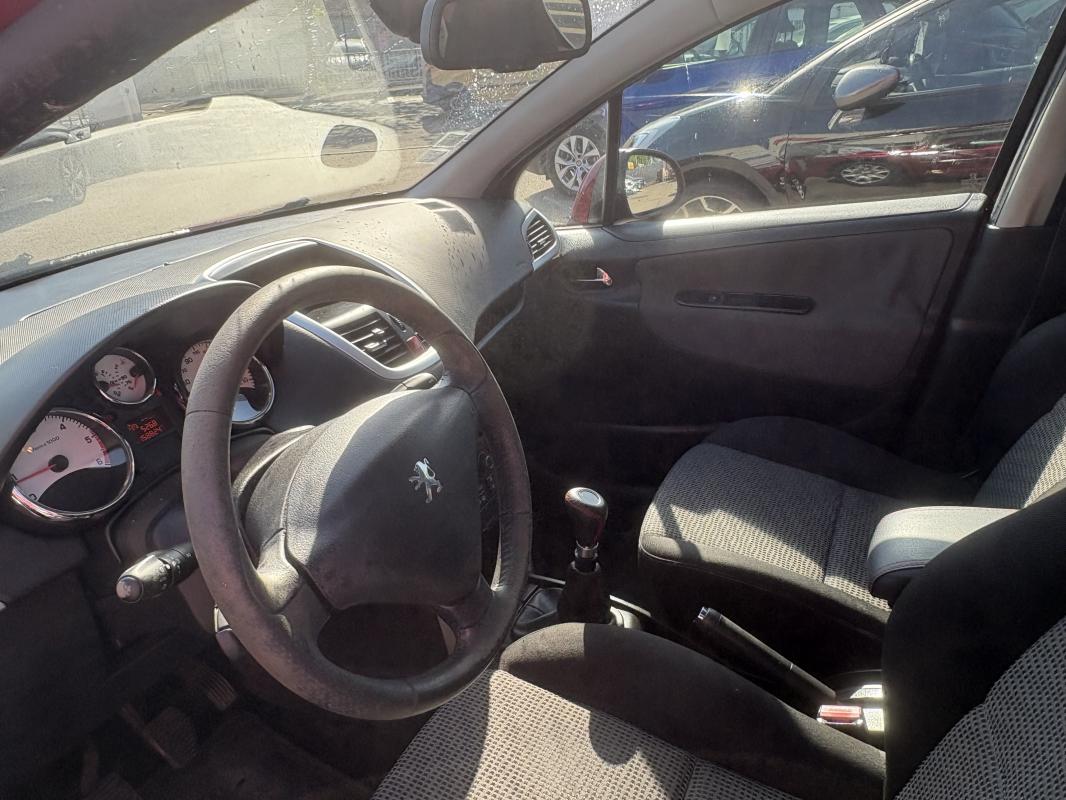 Peugeot 207 1.6 HDI 90CV PRENIUM