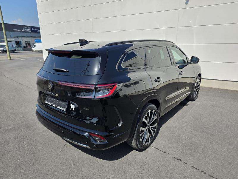 Renault Espace Iconic Full Options E-Tech Hybrid