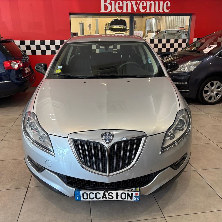 Lancia Delta ORO 1.4 T-JET 120