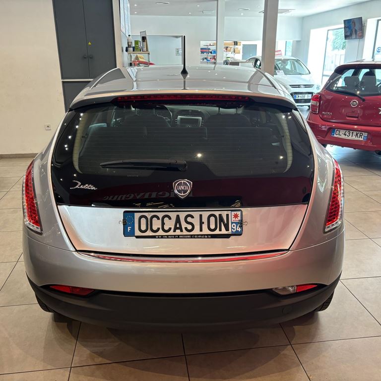 Lancia Delta ORO 1.4 T-JET 120