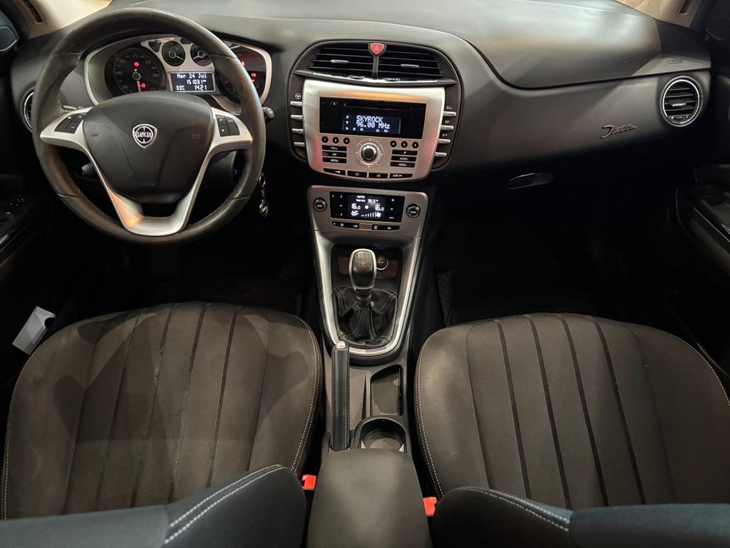 Lancia Delta ORO 1.4 T-JET 120