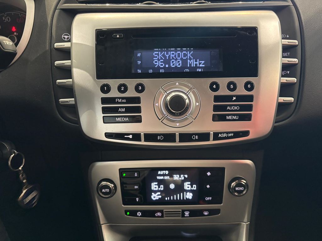 Lancia Delta ORO 1.4 T-JET 120