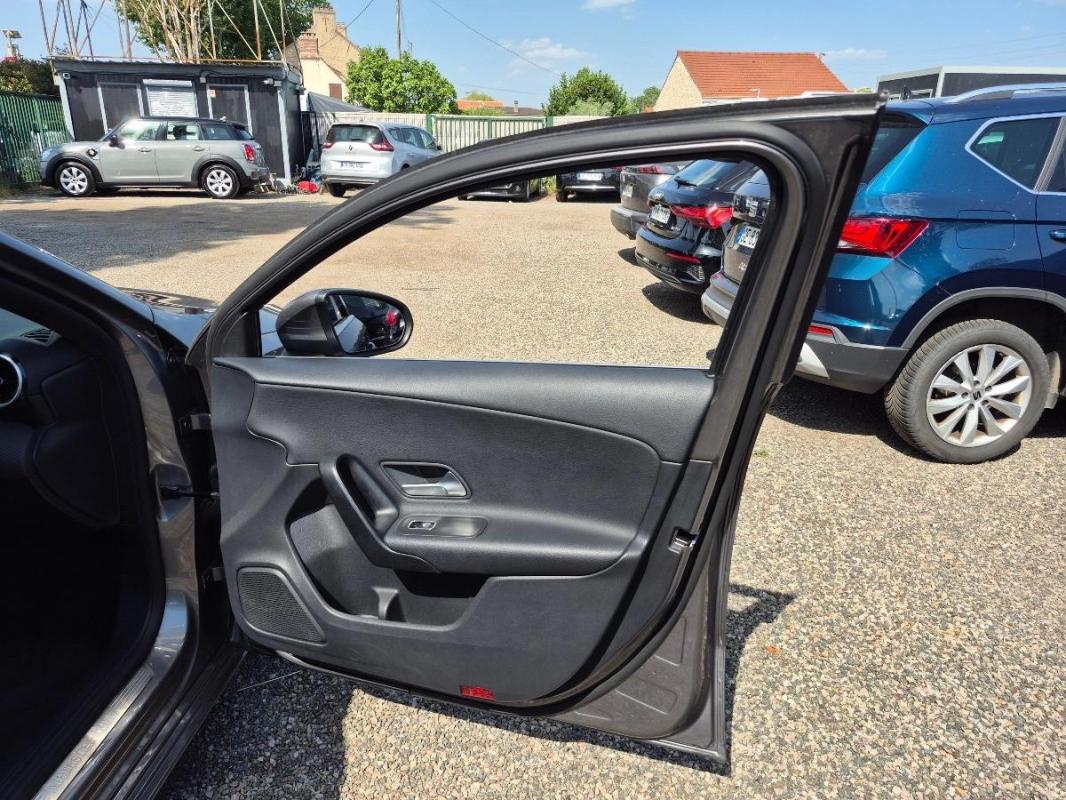 Mercedes-Benz Classe A 2.0 200 D 150 BUSINESS LINE 8G-DCT BVA