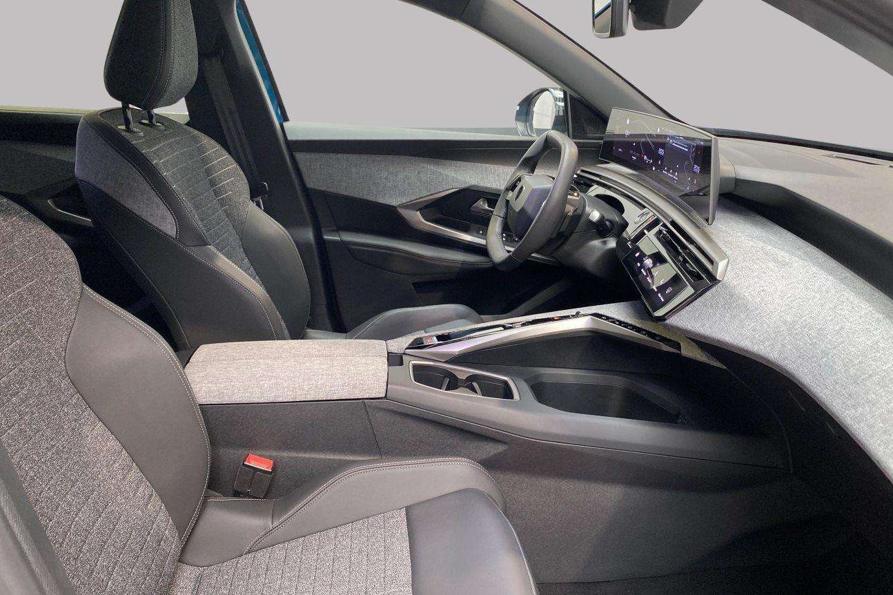 Peugeot 5008 ALLURE*Caméra de recul et GPS
