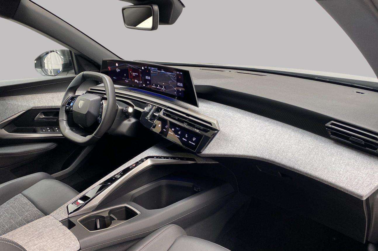 Peugeot 5008 ALLURE*Caméra de recul & GPS