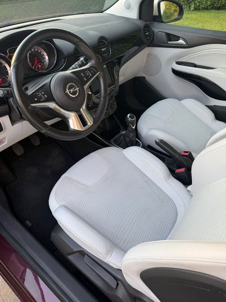 Opel Adam 1.2i slam