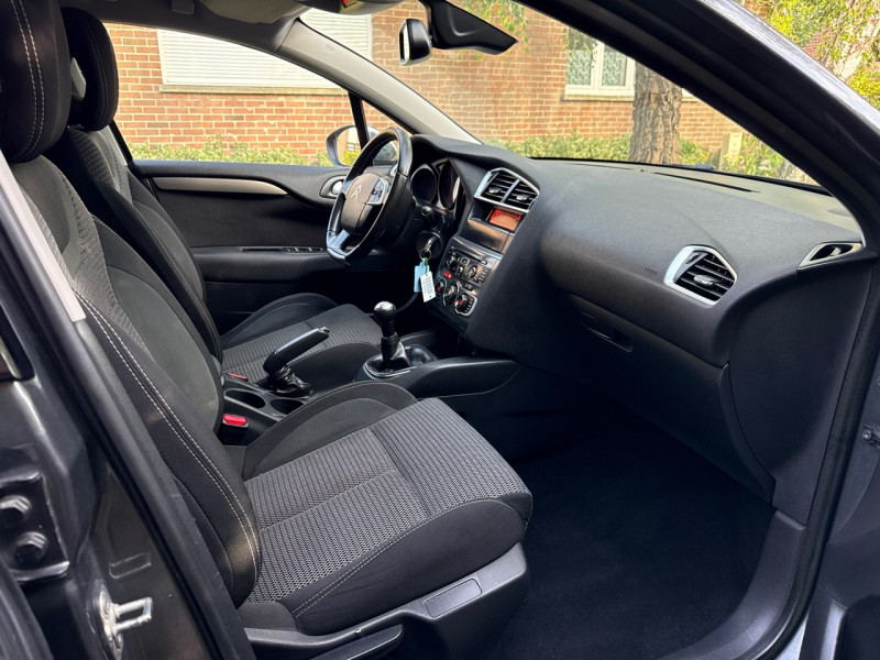 Citroen C4 1.6 HDI 90CH EXCLUSIVE // 2014 // 131.000KM // JANTES ALU // CLIM AUTO