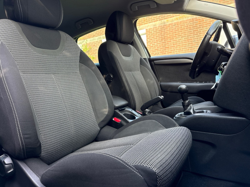 Citroen C4 1.6 HDI 90CH EXCLUSIVE // 2014 // 131.000KM // JANTES ALU // CLIM AUTO