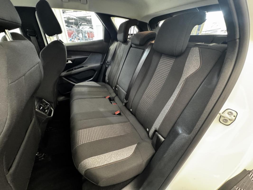Peugeot 3008 II BlueHDi 130 S&S EAT8 Active Busine