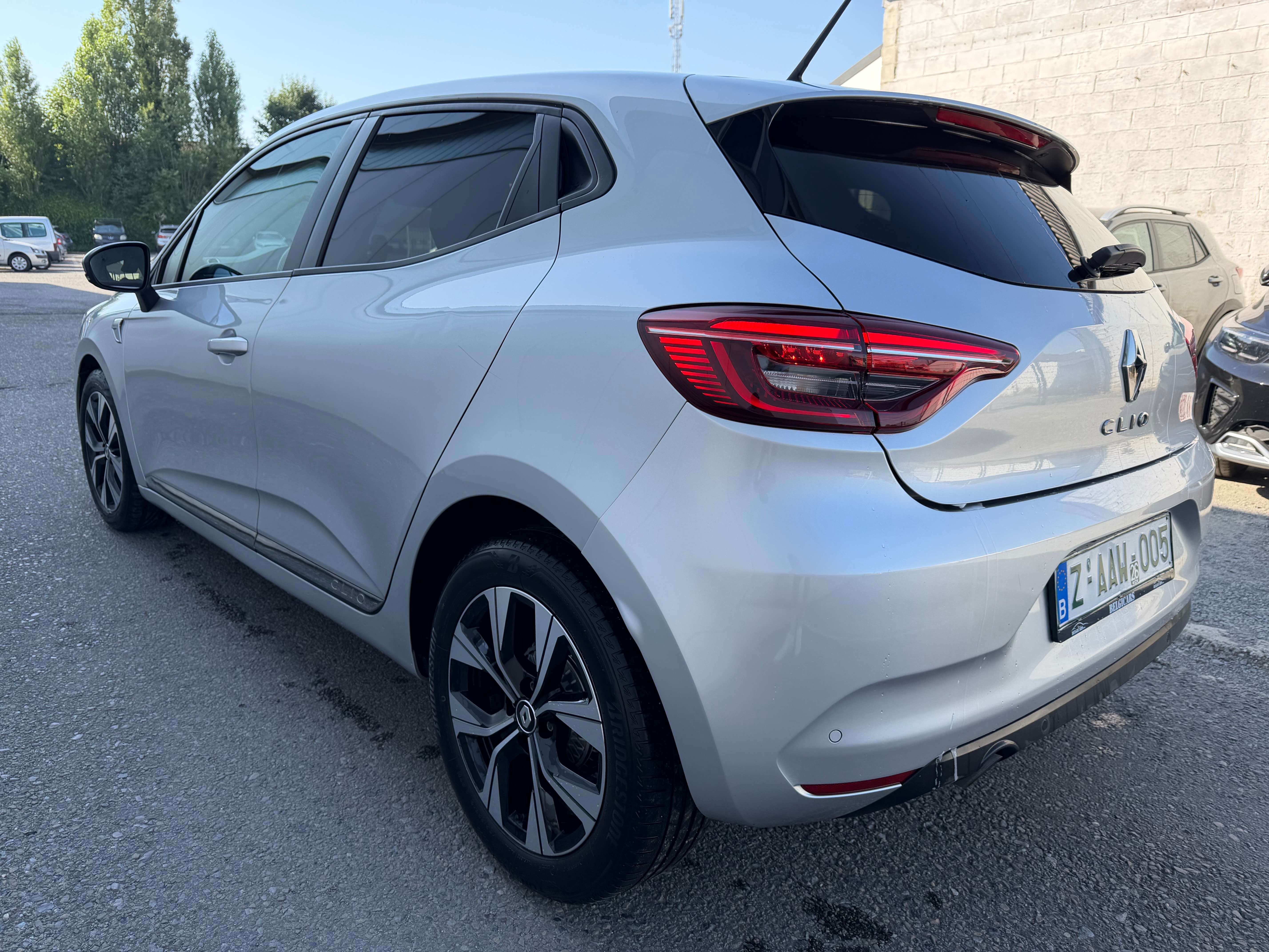Renault Clio 1.0 TCe Limited *GPS*CLIM*CRUISE*GARANTIE*