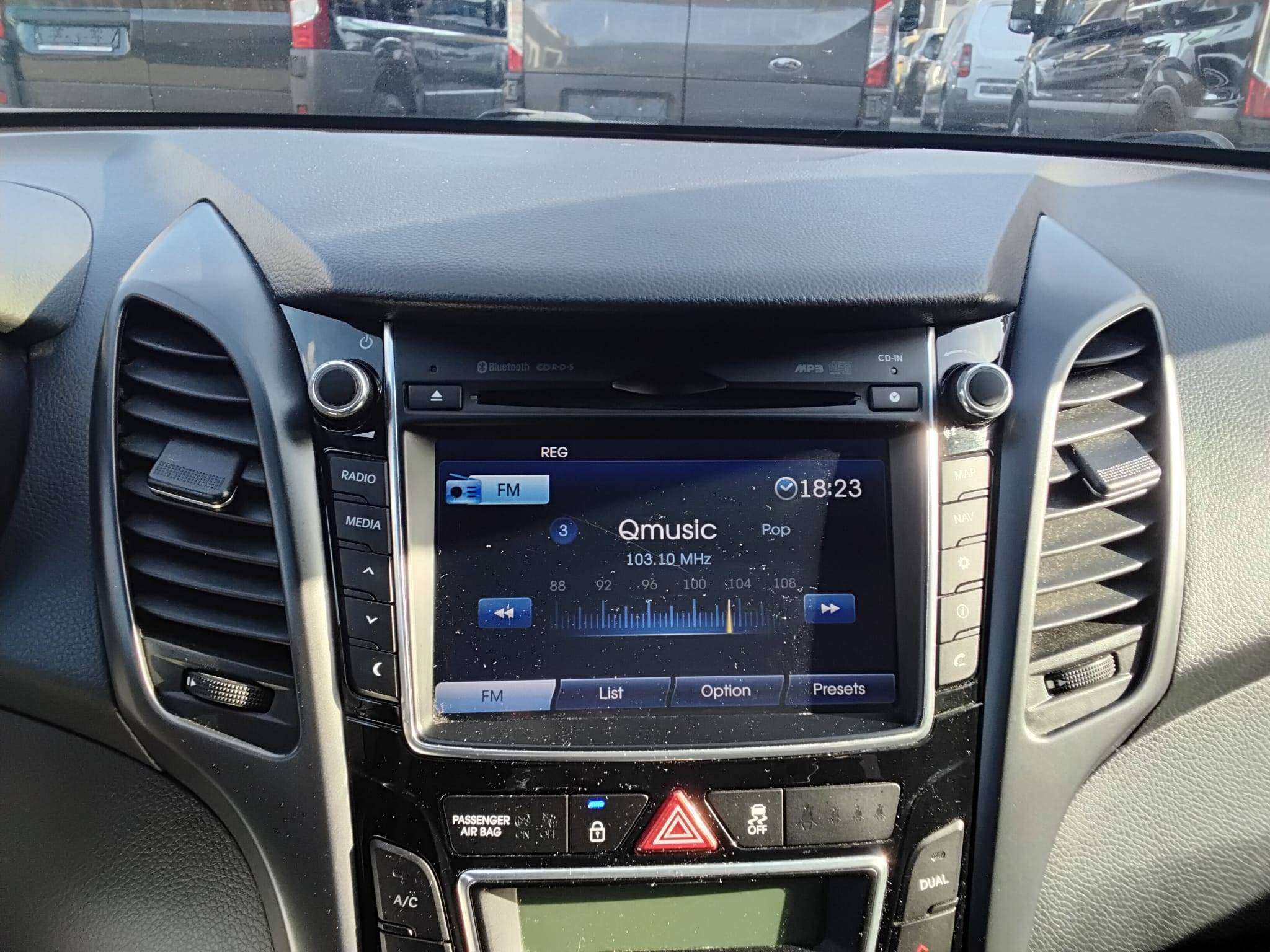 Hyundai i30 SW 1.4i Go! 1STE EIGENAAR  NAVI CAM BLUET CRUISE
