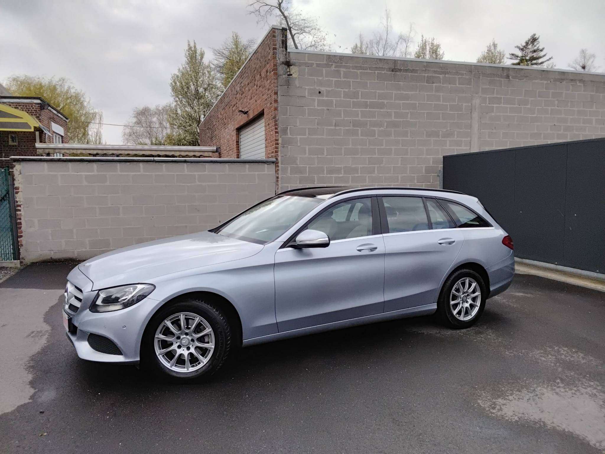 Mercedes-Benz C 220 AUTOM NAVI TREKHAAK PARKHULP V&A PANODAK BLUET CRUISE