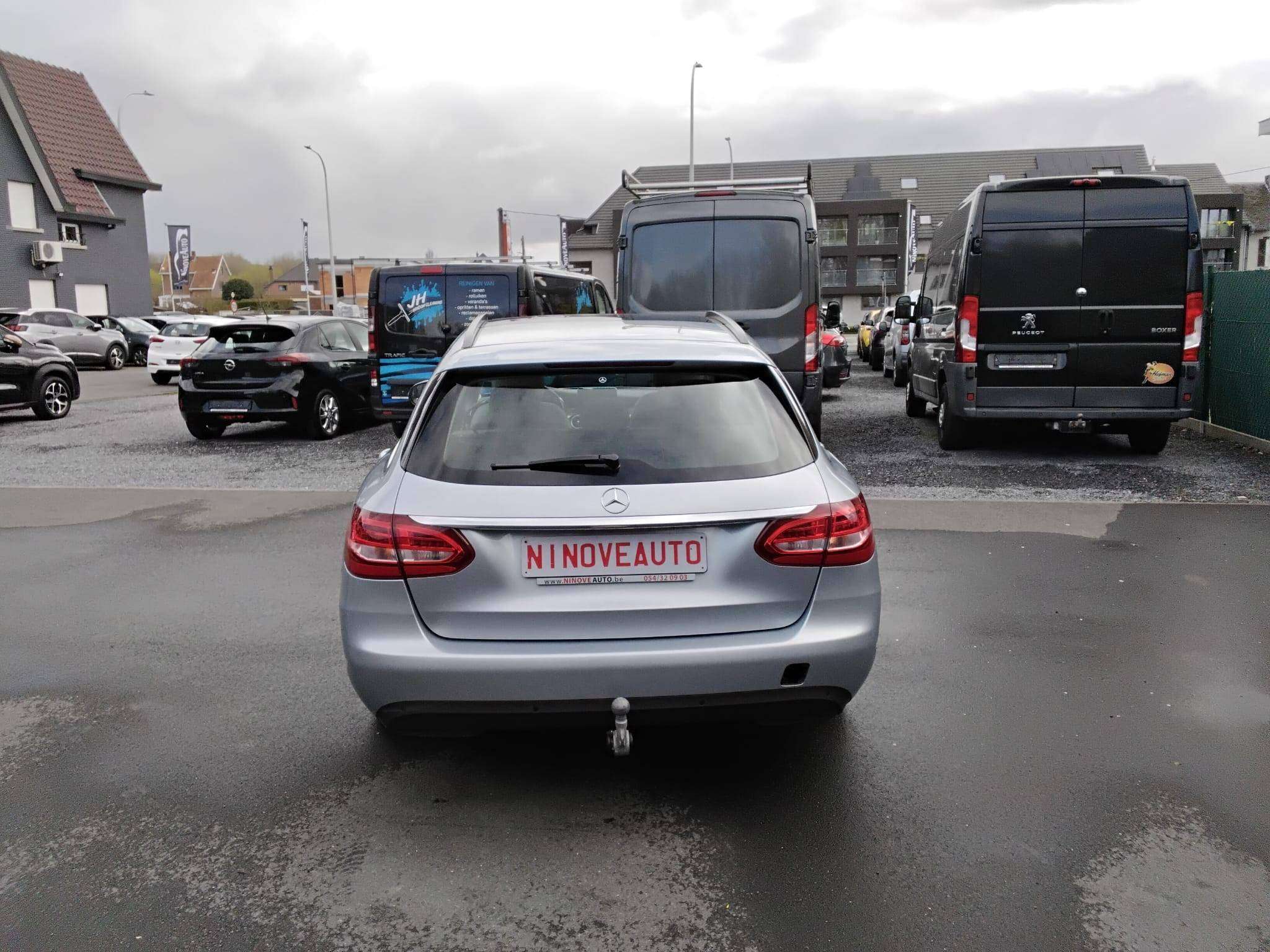 Mercedes-Benz C 220 AUTOM NAVI TREKHAAK PARKHULP V&A PANODAK BLUET CRUISE