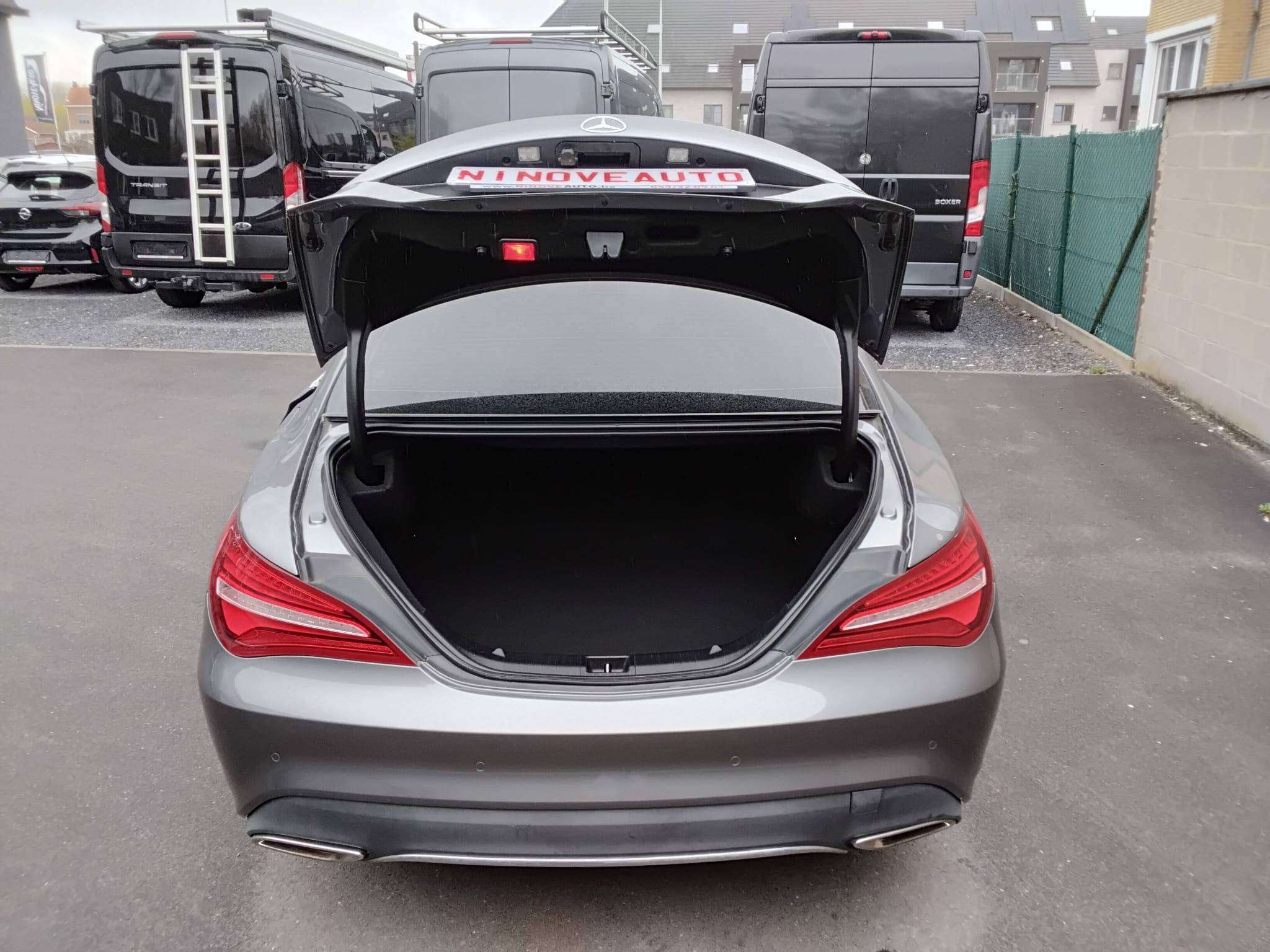 Mercedes-Benz CLA 180 CAM PARKHULP V&A NAVI BLUETOOTH CRUISE