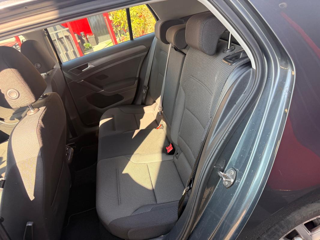 Volkswagen Golf BUSINESS 2.0 TDI 150 DSG7 Confortline