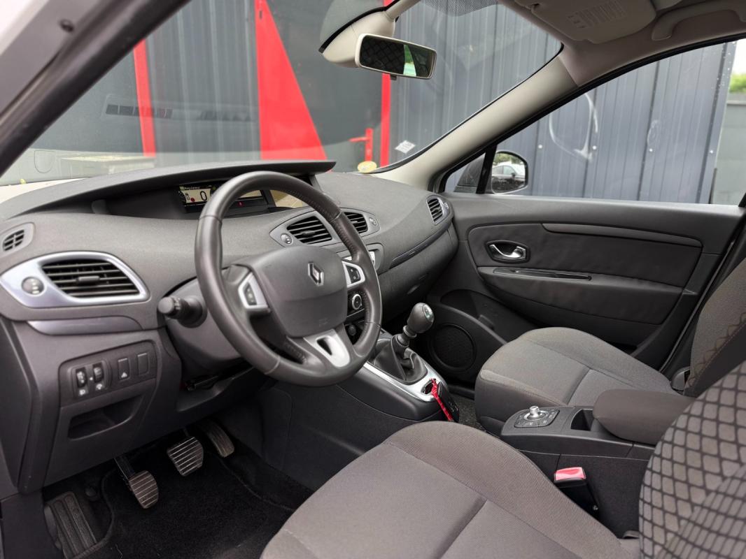 Renault Scenic III dCi 110 FAP eco2 Dynamique Euro 5