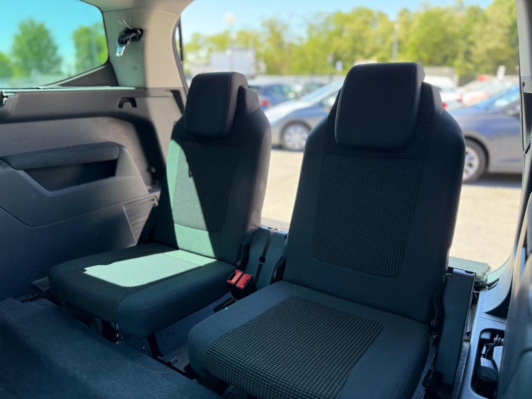 Peugeot 5008 1.6 HDi 112ch FAP BVM6 Allure 7pl