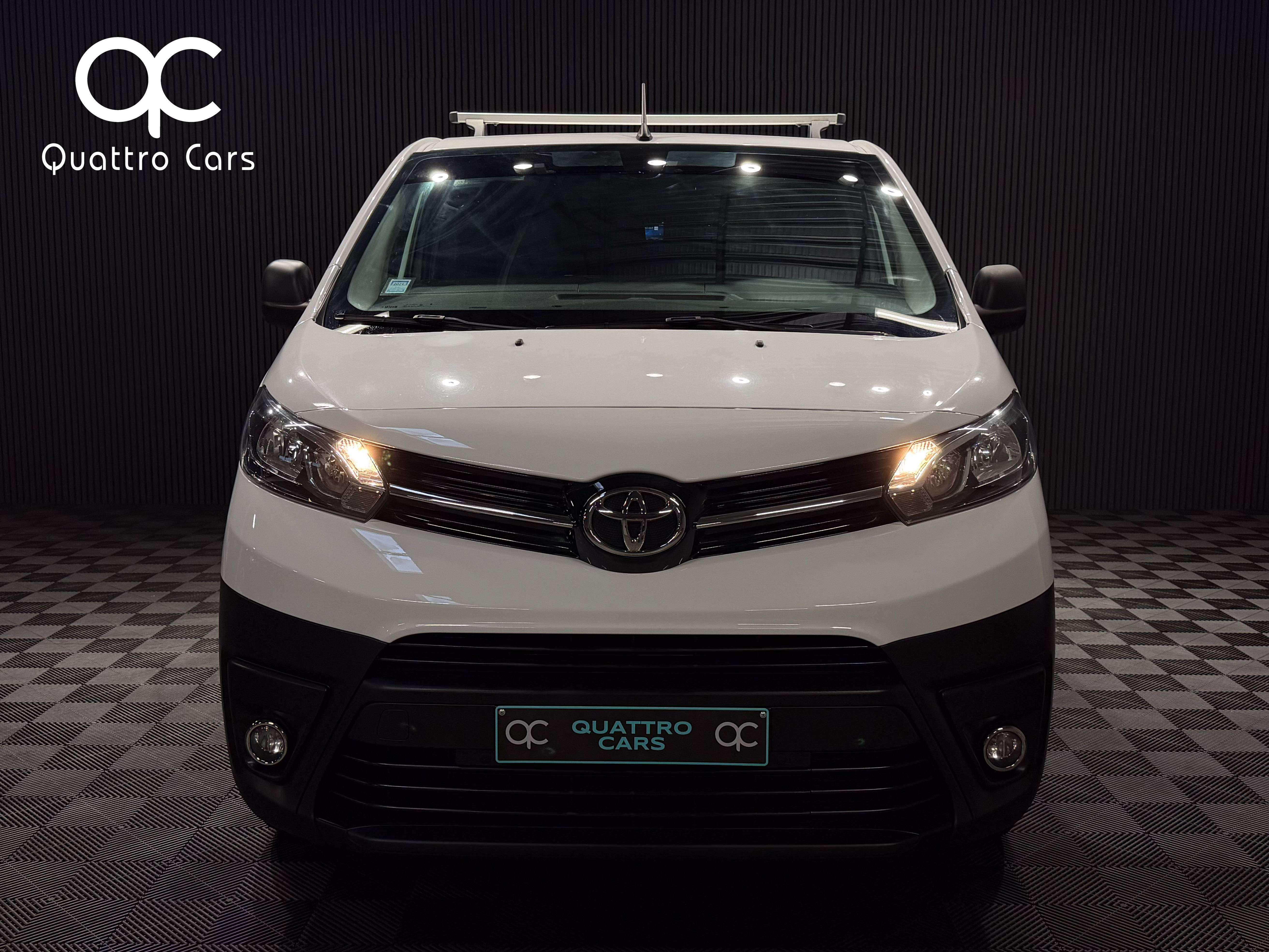 Peugeot Expert Toyota Proace Garantie Toyota / 2.0D / TVAC / Boite auto / Long châssis