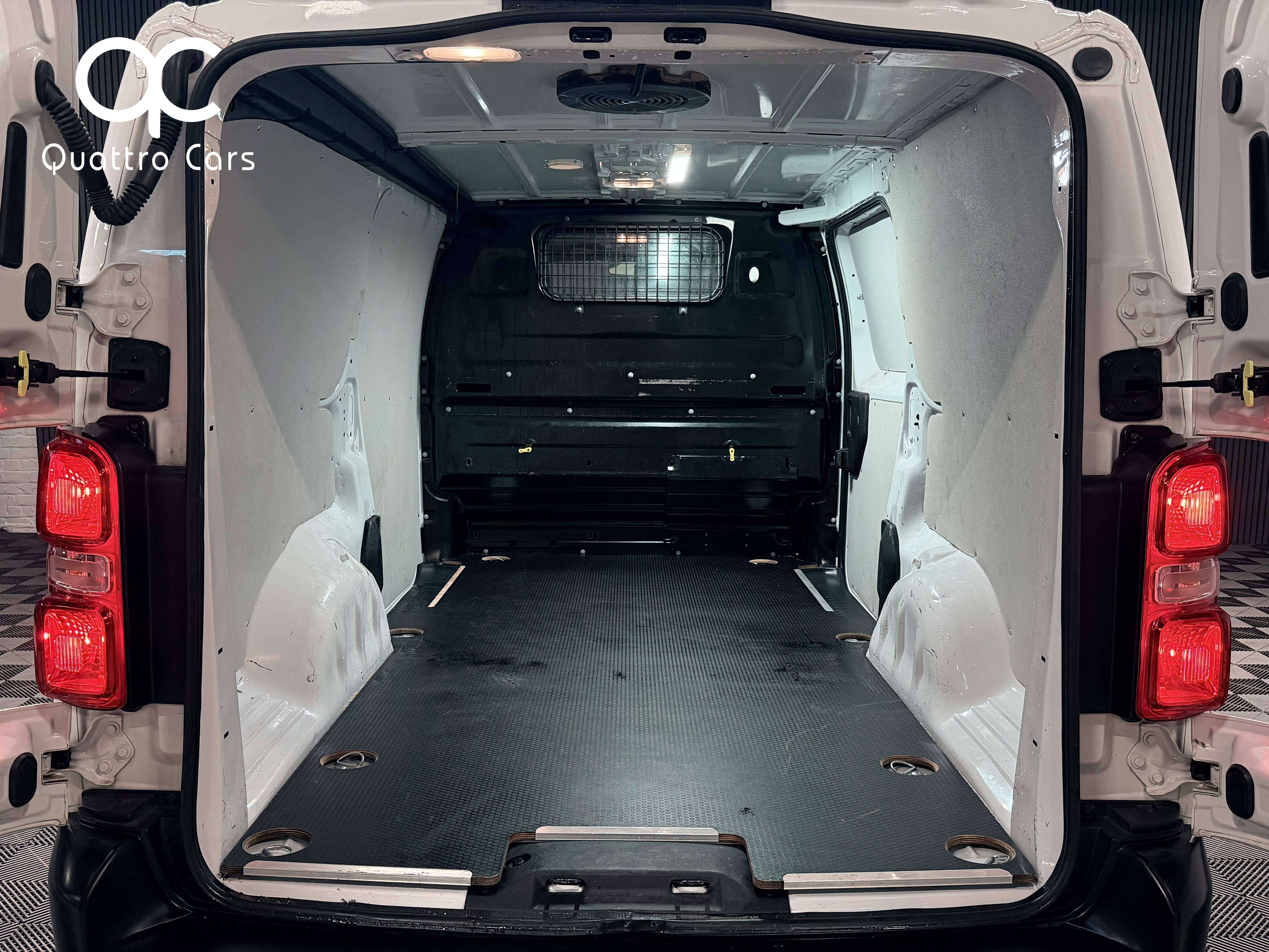 Peugeot Expert Toyota Proace Garantie Toyota / 2.0D / TVAC / Boite auto / Long châssis