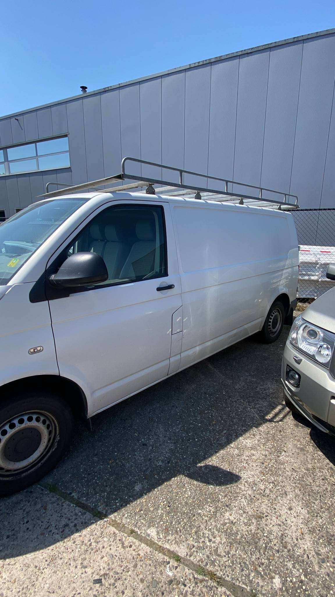Volkswagen Transporter 2.5 DIESEL MANUEEL bj2012 EUR5