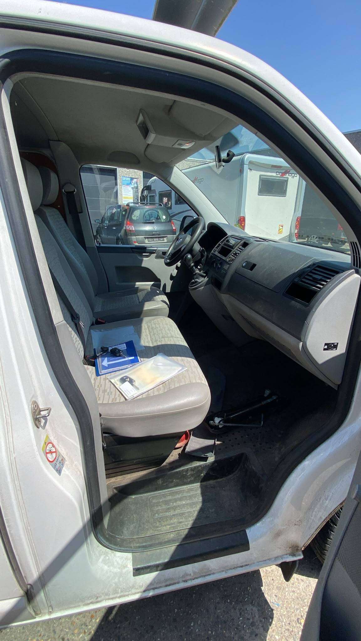 Volkswagen Transporter 2.5 DIESEL MANUEEL bj2012 EUR5