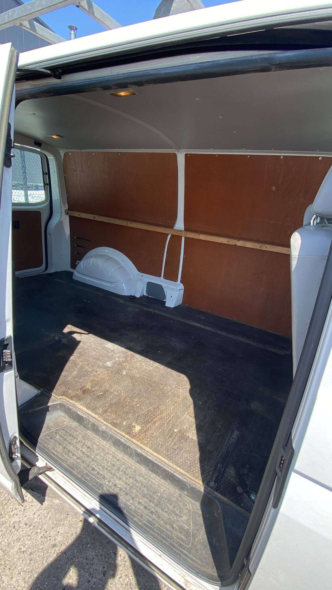 Volkswagen Transporter 2.5 DIESEL MANUEEL bj2012 EUR5