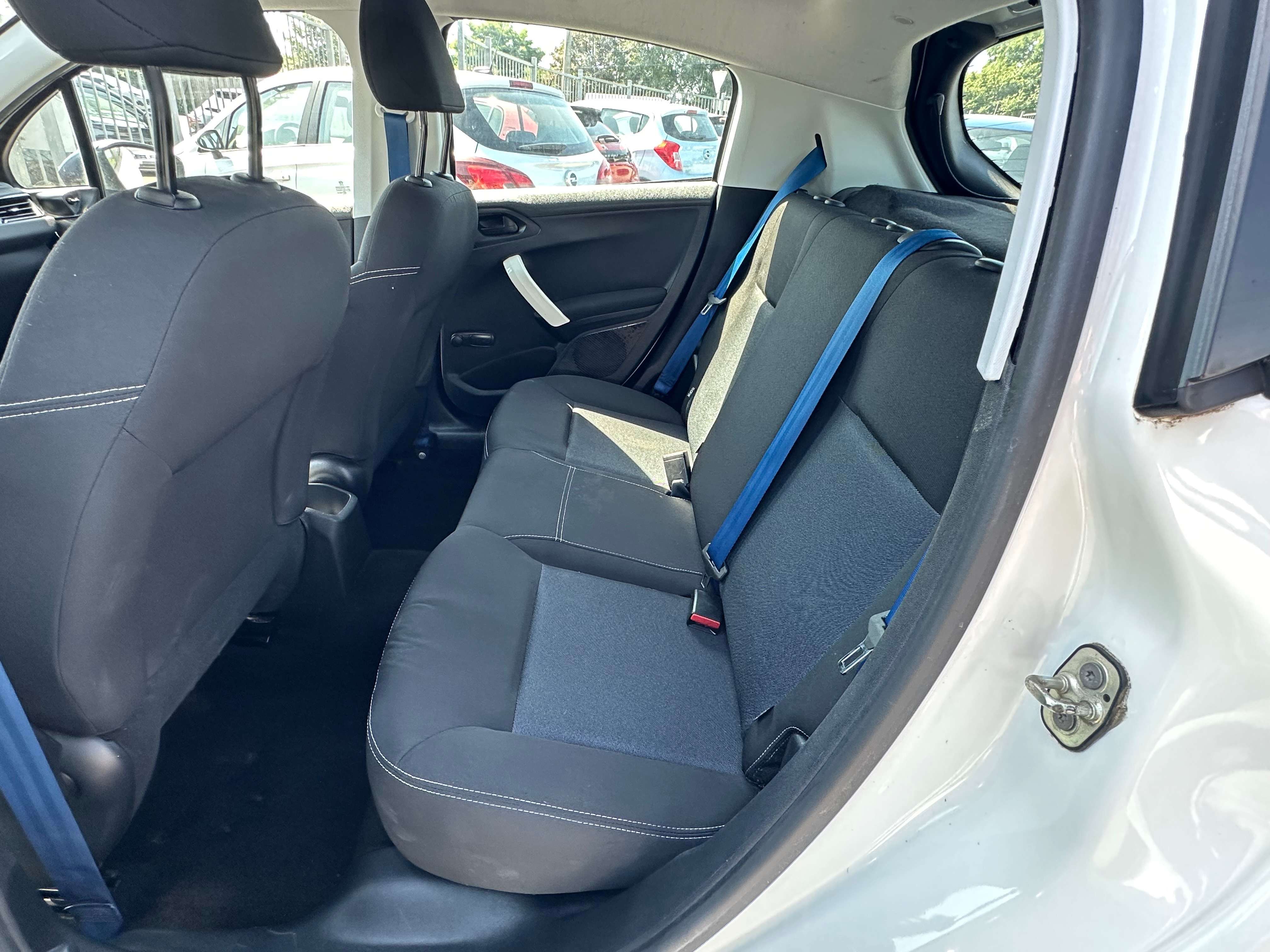 Peugeot 208 208 1.4 HDi Like